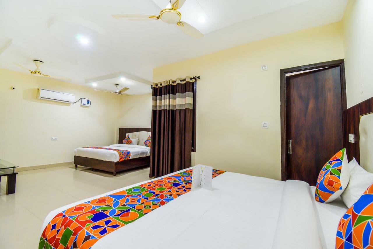 Fabhotel Js Regency Gt Road Amritsar Exterior foto